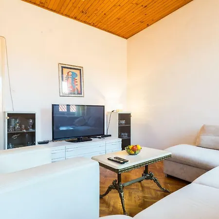 Optimist Apartment Zadar